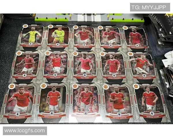 足球明星地铁卡套让你在城市中畅享足球激情与时尚风潮